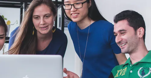 Habilidades sociales de comunicación y resolución de conflictos en el centro de trabajo