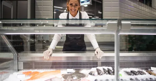 RECEPCIÓN Y ALMACENAMIENTO DE PESCADOS Y MARISCOS