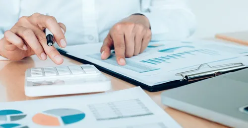 Gestión contable general y de costes y gestión fiscal