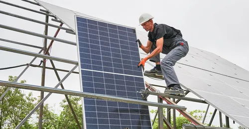 Montaje de instalaciones solares fotovoltaicas