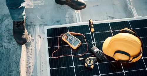 Mantenimiento de instalaciones solares fotovoltaicas