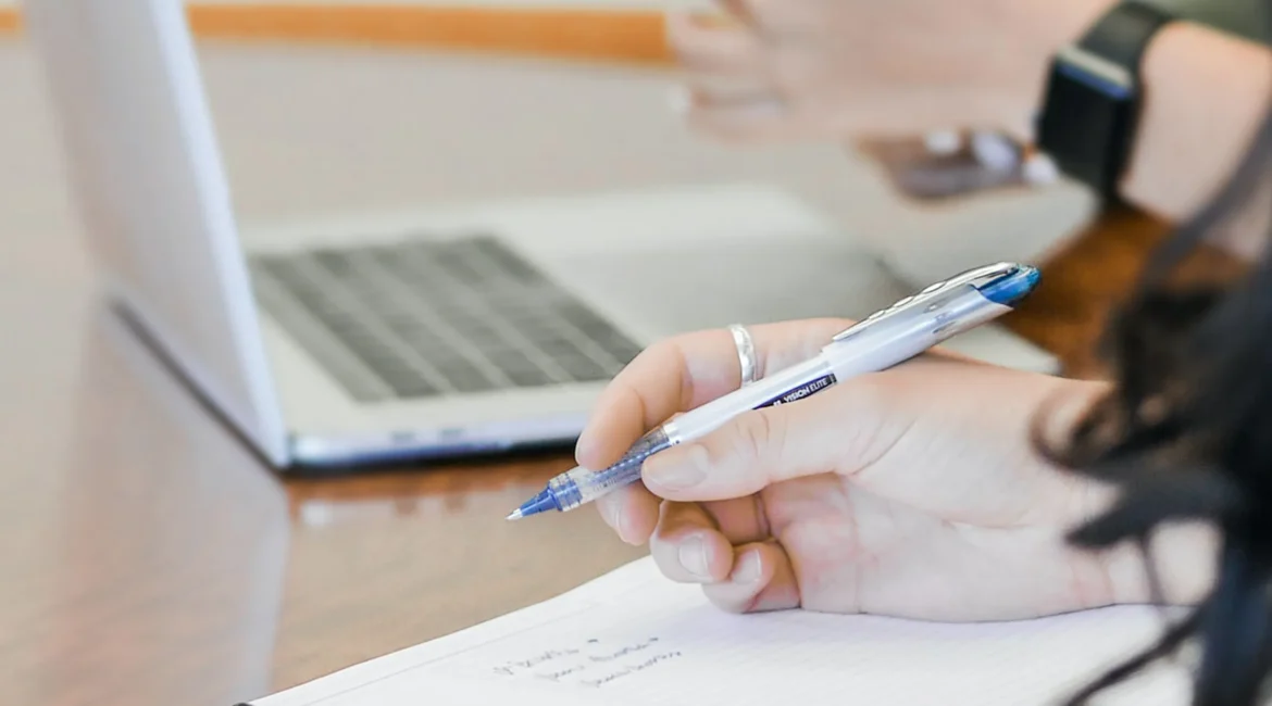 E- bussiness: desarrollo de negocio on-line