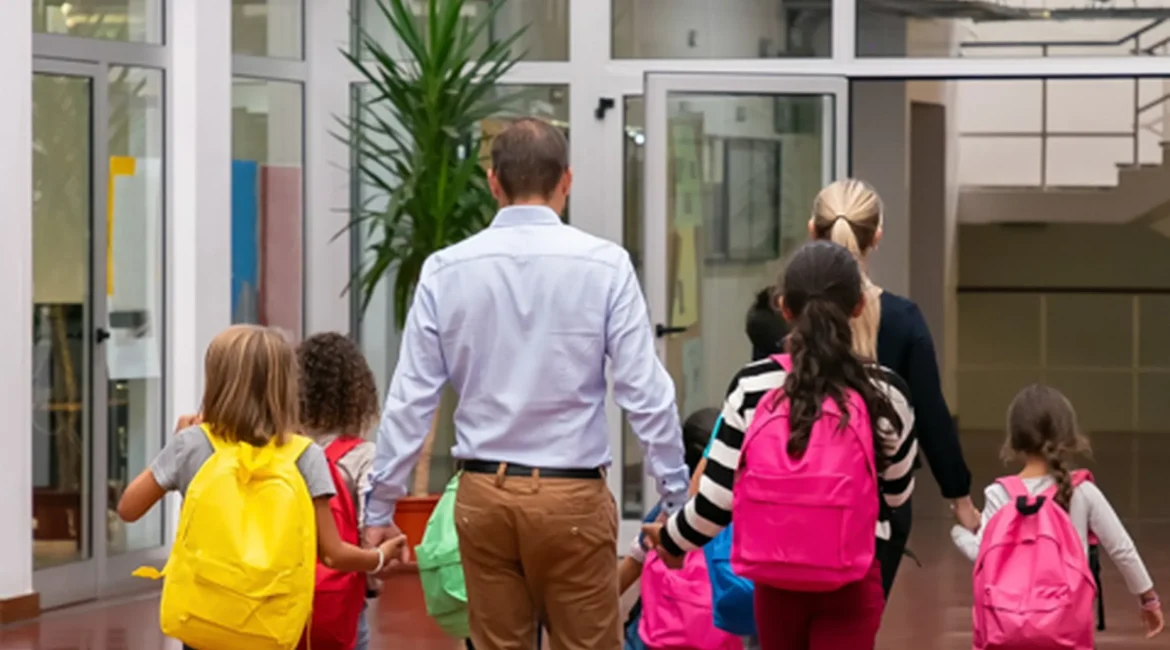 Acompañante de transporte escolar